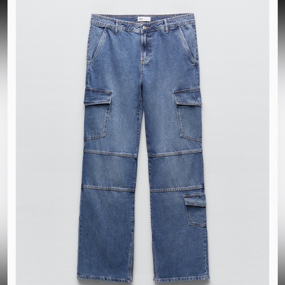Women’s Zara Mid-Rise Split Cargo Jeans US size 0